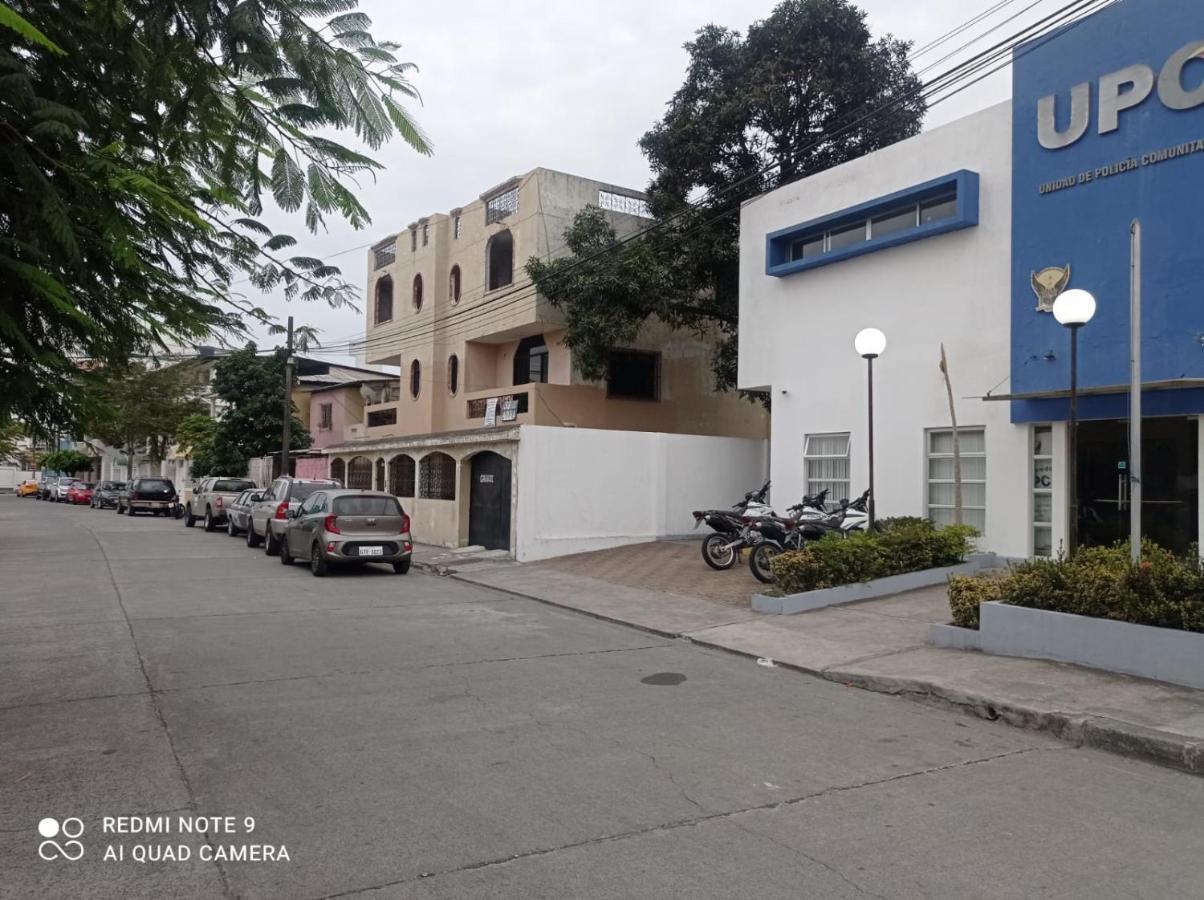 Hospedaje Atarazana Hotel Guayaquil Exterior photo